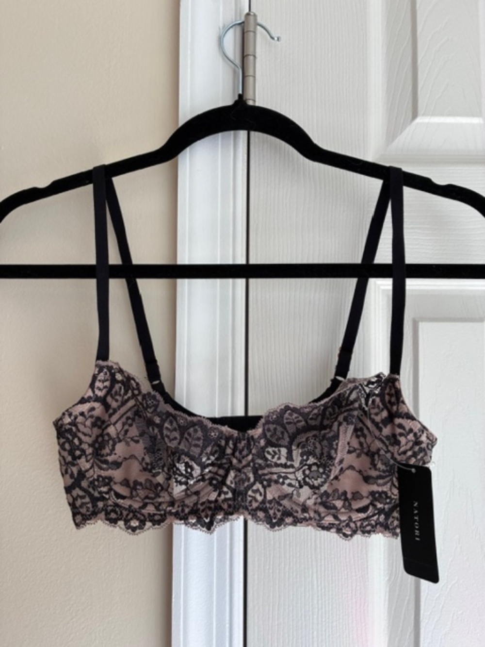 NWT Natori 32B Calm Unlined Underwire Lace Bra in Black/Cafe